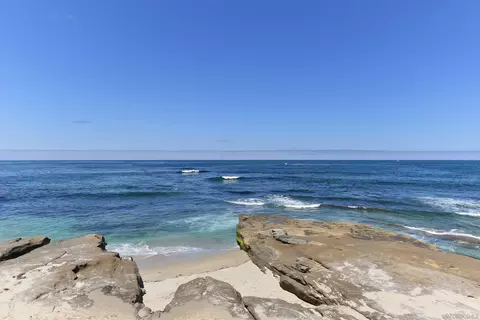 View/Area - 220 Coast Blvd #3D, La Jolla, CA 92037 photo 3 of 3