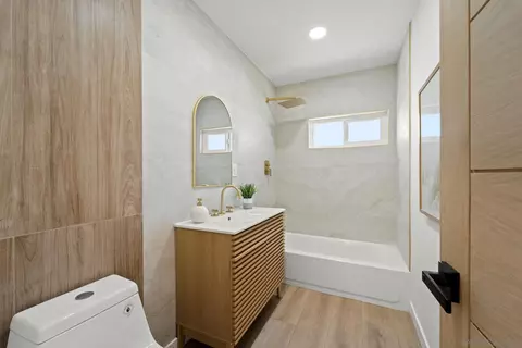 Bath - 7544 South St, La Mesa, CA 91942 photo 3 of 4