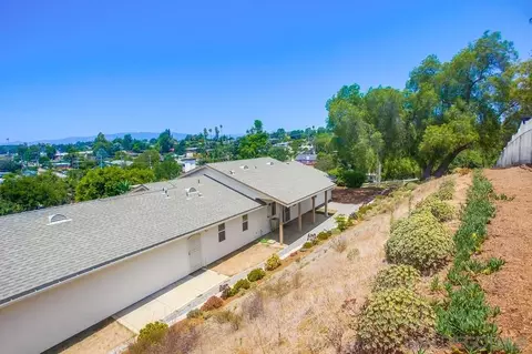 Exterior - 740 Kimble Vw, Fallbrook, CA 92028 photo 21 of 23