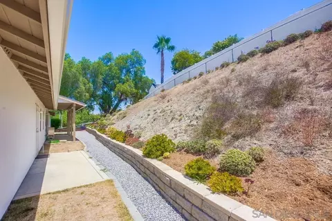 Exterior - 740 Kimble Vw, Fallbrook, CA 92028 photo 20 of 23