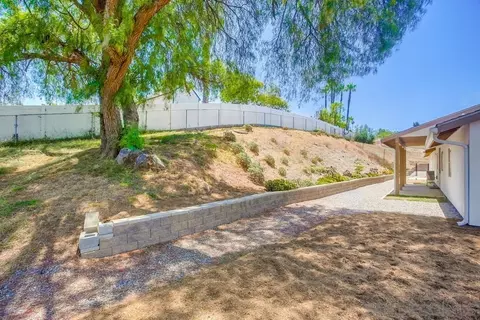 Exterior - 740 Kimble Vw, Fallbrook, CA 92028 photo 12 of 23