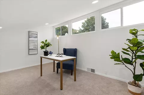 2112 Caminito Circulo Sur, La Jolla, CA 92037 photo 14