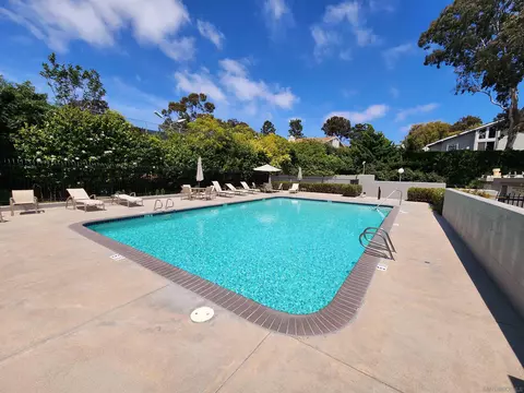 2112 Caminito Circulo Sur, La Jolla, CA 92037 photo 25