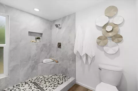 2112 Caminito Circulo Sur, La Jolla, CA 92037 photo 7
