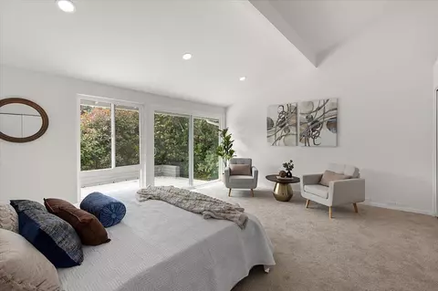 2112 Caminito Circulo Sur, La Jolla, CA 92037 photo 6