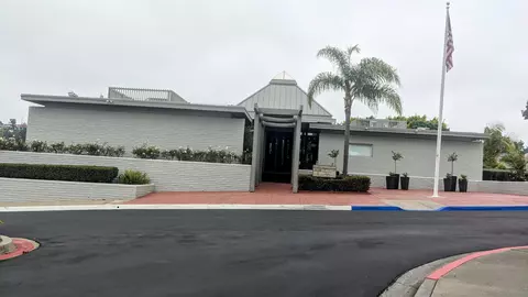 2112 Caminito Circulo Sur, La Jolla, CA 92037 photo 21