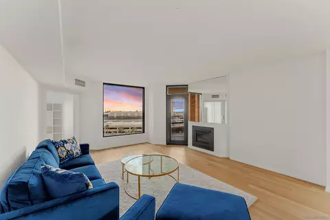 500 W Harbor Dr #1008, San Diego, CA 92101