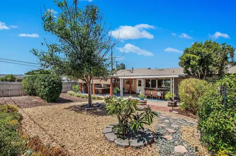 1701 Peppervilla Dr, El Cajon, CA 92021 photo 11