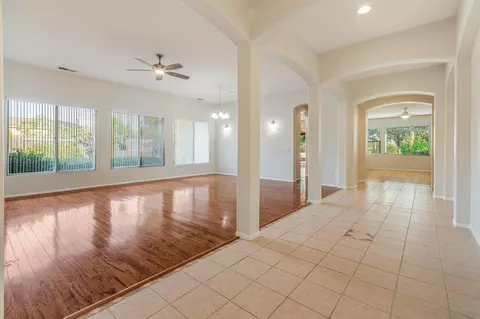 1933 Coltrane Pl, Escondido, CA 92027 photo 3