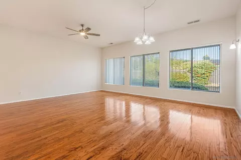 1933 Coltrane Pl, Escondido, CA 92027 photo 5