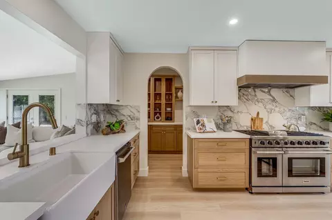 5838 Soledad Rd, La Jolla, CA 92037