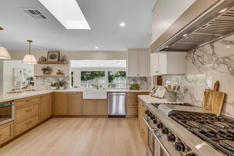 5838 Soledad Rd, La Jolla, CA 92037 photo 14