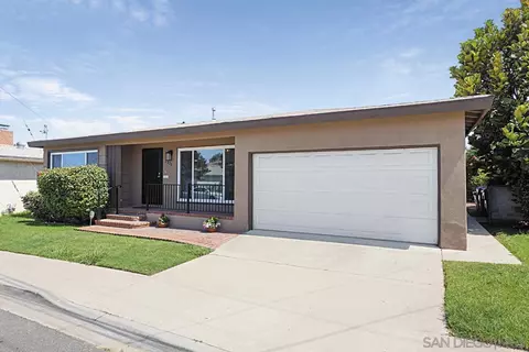 6828 Julie, San Diego, CA 92115