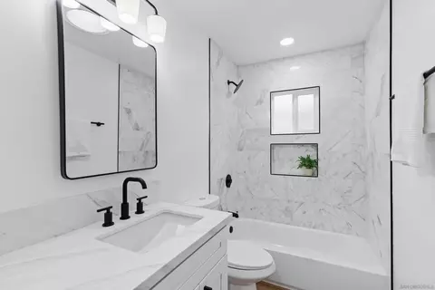 Bath - 5087 Bancroft Dr, La Mesa, CA 91941 photo 2 of 5