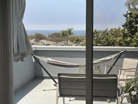 Exterior - 6949 Carnation Dr, Carlsbad, CA 92011 photo 2 of 11