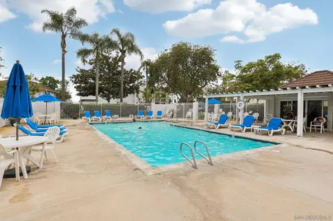 Exterior - 6949 Carnation Dr, Carlsbad, CA 92011 photo 7 of 11