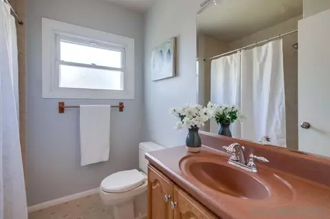 Bath - 4151 Citradora Dr, Spring Valley, CA 91977 photo 3 of 3
