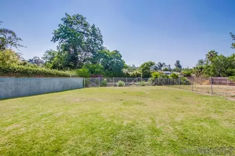Exterior - 4151 Citradora Dr, Spring Valley, CA 91977 photo 4 of 6