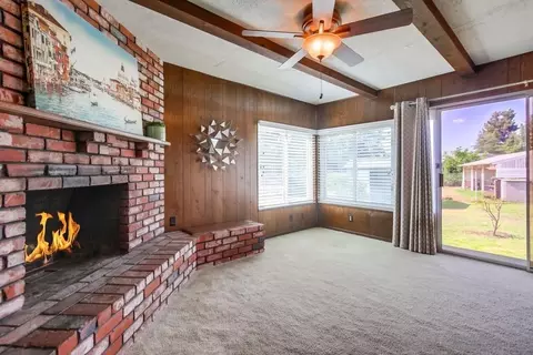 Living - 4151 Citradora Dr, Spring Valley, CA 91977 photo 2 of 2
