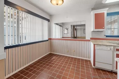3196 Isabella Dr, Oceanside, CA 92056 photo 12