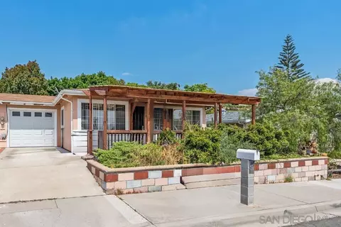 3196 Isabella Dr, Oceanside, CA 92056 photo 2