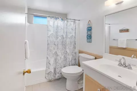 3196 Isabella Dr, Oceanside, CA 92056 photo 19