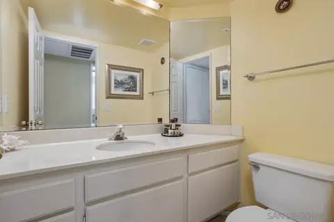 Bath - 1819 Ithaca Dr, Vista, CA 92081 photo 1 of 5