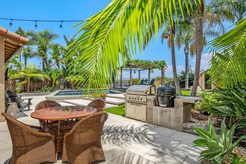 6412 Merlin Dr, Carlsbad, CA 92011 photo 5