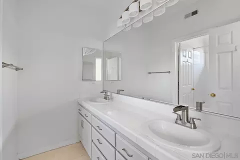 6412 Merlin Dr, Carlsbad, CA 92011 photo 35