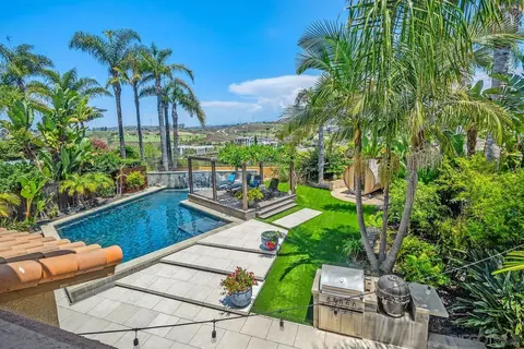 6412 Merlin Dr, Carlsbad, CA 92011 photo 4