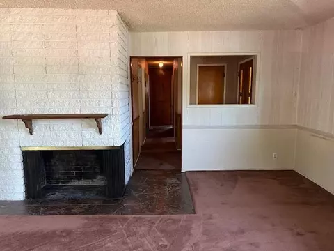 Living - 1667 Braddon Way, El Cajon, CA 92021 photo 5 of 5