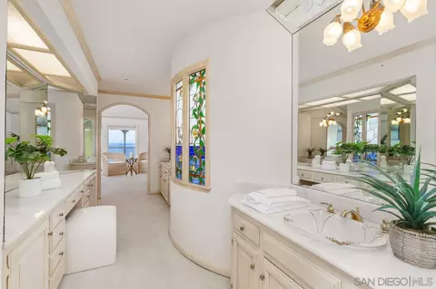 13 Breakers Isle, Dana Point, CA 92629 photo 38