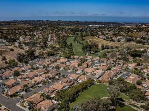 View/Area - 3280 Morella Way, Oceanside, CA 92056 photo 8 of 17