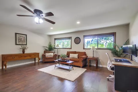 10029 Circa Valle Verde, El Cajon, CA 92021 photo 42