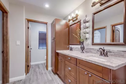 10029 Circa Valle Verde, El Cajon, CA 92021 photo 18