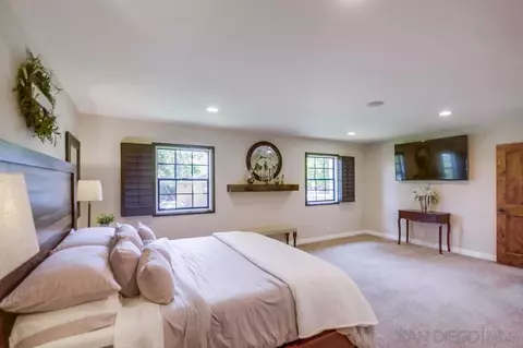 10029 Circa Valle Verde, El Cajon, CA 92021 photo 13