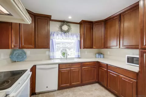 10029 Circa Valle Verde, El Cajon, CA 92021 photo 32