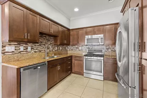Kitchen - 1313 Las Brisas Dr, Santee, CA 92071 photo 1 of 3