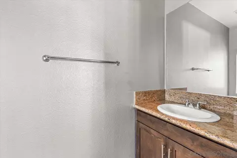 Bath - 1313 Las Brisas Dr, Santee, CA 92071 photo 1 of 4