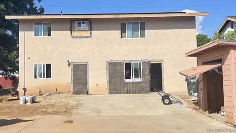 1720 S Maple St, Escondido, CA 92025 photo 4