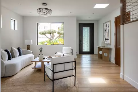 Entry Way - 13772 Mercado Dr, Del Mar, CA 92014 photo 1 of 7