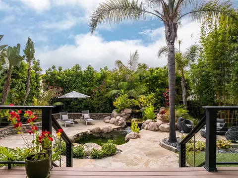 Exterior - 13772 Mercado Dr, Del Mar, CA 92014 photo 3 of 9