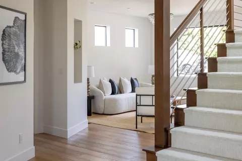 Entry Way - 13772 Mercado Dr, Del Mar, CA 92014 photo 4 of 7