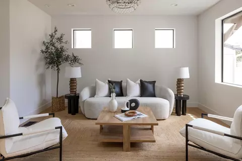 Living - 13772 Mercado Dr, Del Mar, CA 92014 photo 1 of 4