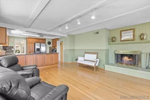 5582 Thunderbird Ln, La Jolla, CA 92037 photo 5