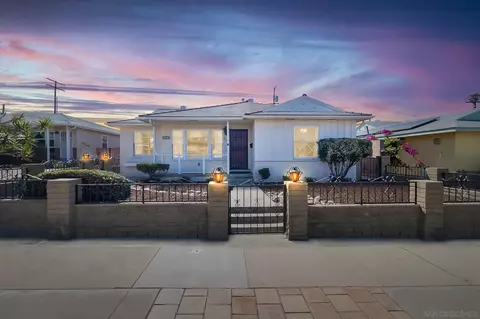 6533 Glenroy St, San Diego, CA 92120