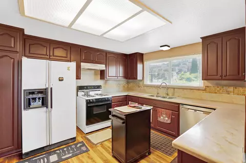 Kitchen - 1109 San Miguel Ave, Spring Valley, CA 91977 photo 2 of 2