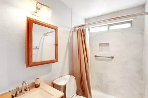 Bath - 1109 San Miguel Ave, Spring Valley, CA 91977 photo 1 of 1