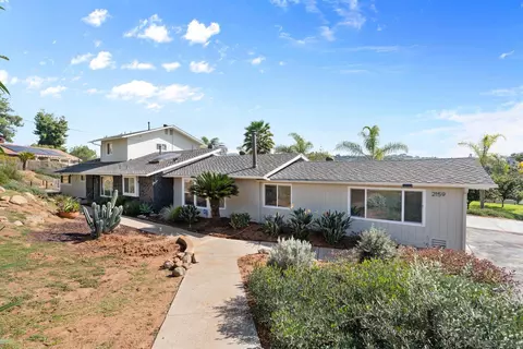 2159 Shire Dr, El Cajon, CA 92019 photo 3