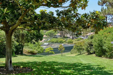 Exterior - 5495 Caminito Rosa, La Jolla, CA 92037 photo 5 of 7
